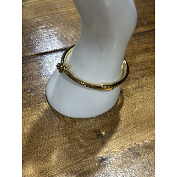 Kate Spade Sailors Knot Gold With Hinge Wrist - Picture 4 of 5